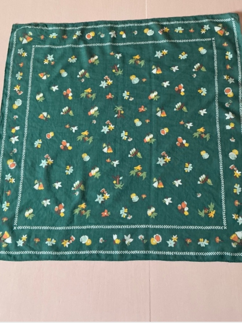 Madewell | Organic Cotton Bandana Scarf Green with Yellow Orange White Floral - Picture 6 of 6